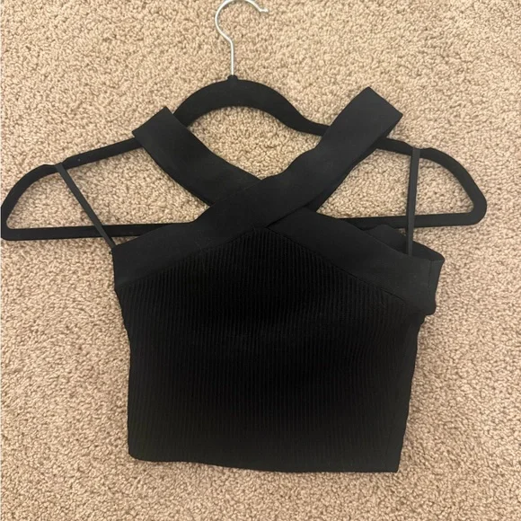Aritzia black cross crop top - Picture 2 of 3